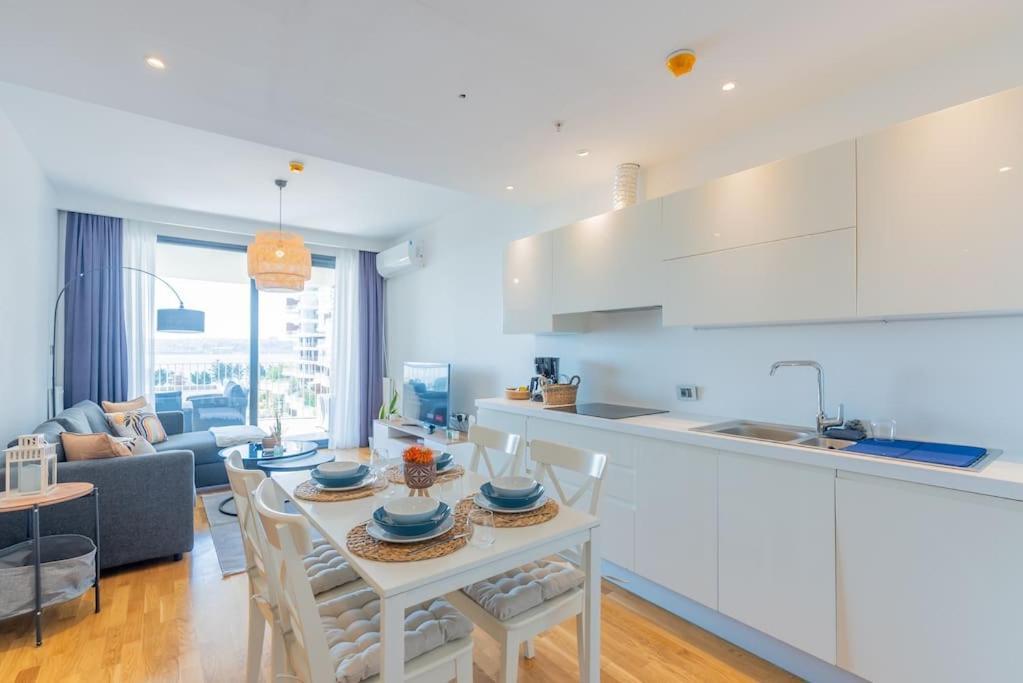 Golden Stones House Sea And Lake View İstanbul Dış mekan fotoğraf